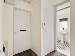 Entrance Hall- click for photo gallery